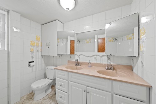 3160 6Th Avenue E, Vancouver, BC 