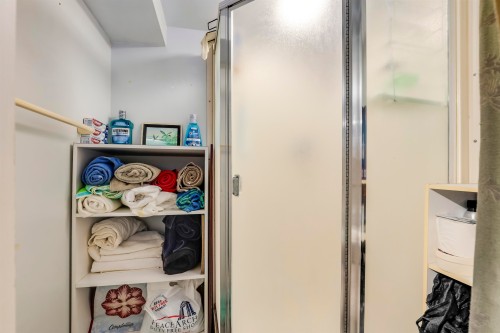 7475 Knight Street, Vancouver, BC 