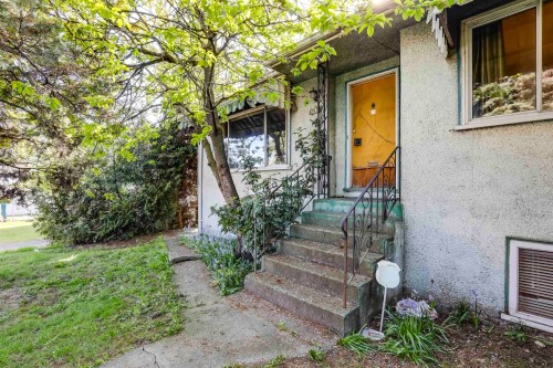 7475 Knight Street, Vancouver, BC 