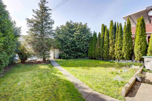 7475 Knight Street, Vancouver, BC 