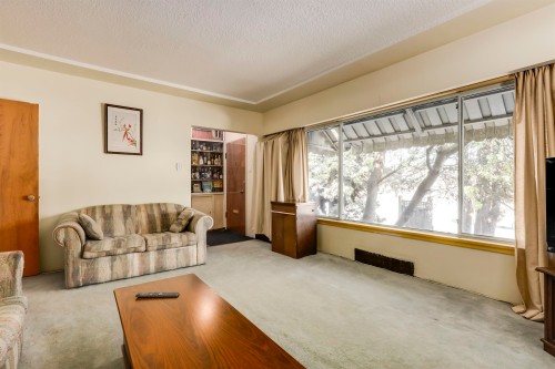 7475 Knight Street, Vancouver, BC 