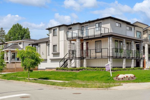 207 Mabel Street  New Westminster, BC V3M 0L1