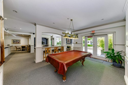 213-5835 Hampton Place, Vancouver, BC 