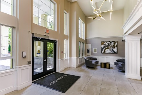 213-5835 Hampton Place, Vancouver, BC 