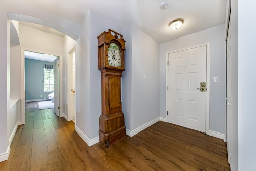 213-5835 Hampton Place, Vancouver, BC 