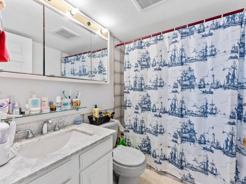 5259 Oak Place, Delta, BC 