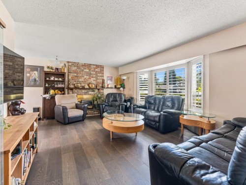 5259 Oak Place, Delta, BC 