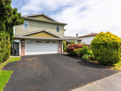 5259 Oak Place, Delta, BC 