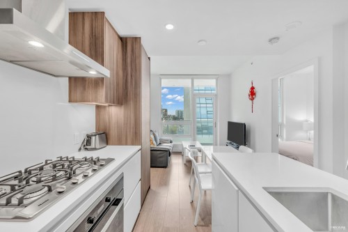 860-6320 No. 3 Road, Richmond, BC 