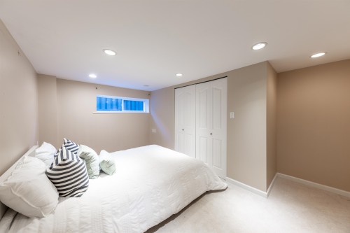 4393 Puget Drive, Vancouver, BC 