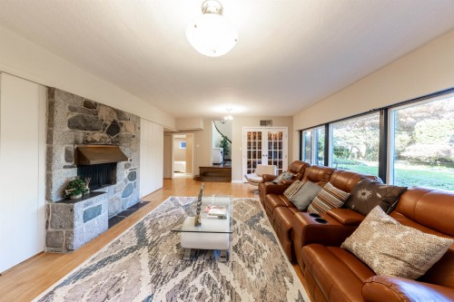 4393 Puget Drive, Vancouver, BC 