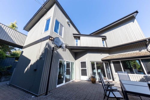 4393 Puget Drive, Vancouver, BC 