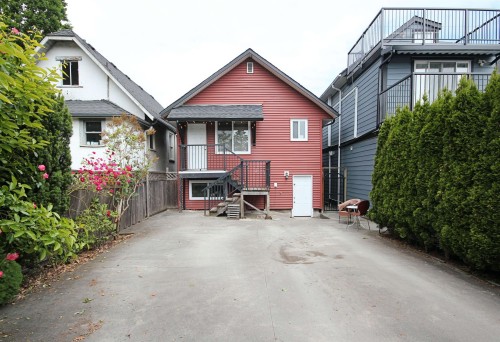 112 King Edward Avenue E, Vancouver, BC 