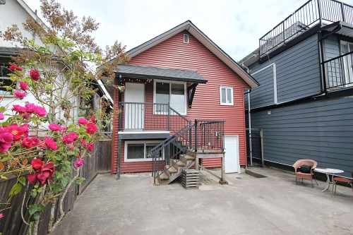 112 King Edward Avenue E, Vancouver, BC 