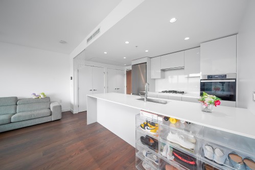 1207-5788 Gilbert Road, Richmond, BC 