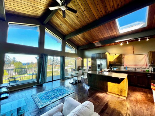 5129 Chapman Road, Sechelt, BC 