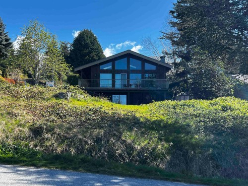 5129 Chapman Road, Sechelt, BC 