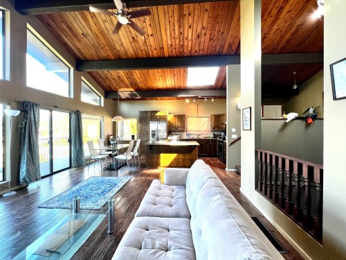 5129 Chapman Road, Sechelt, BC 