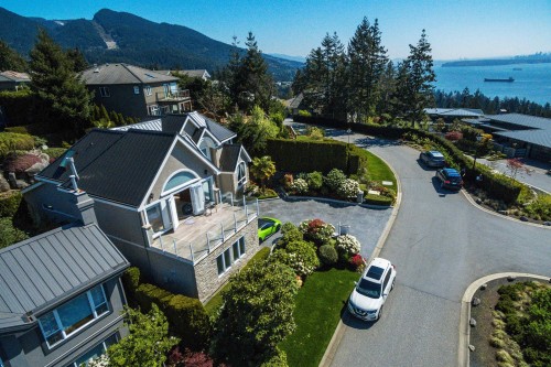 5463 West Vista Court  West Vancouver, BC V7W 3G8