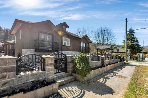 2701 St George Street, Port Moody, BC 