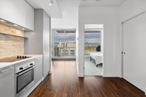 3003-8131 Nunavut Lane  Vancouver, BC V5X 0E2