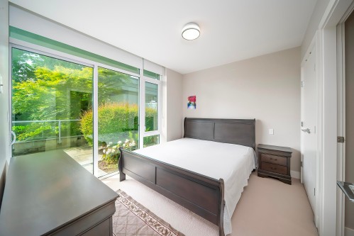 102-908 Keith Road, West Vancouver, BC 
