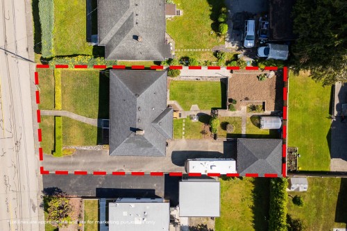 7988 Sussex Avenue  Burnaby, BC V5J 3W3