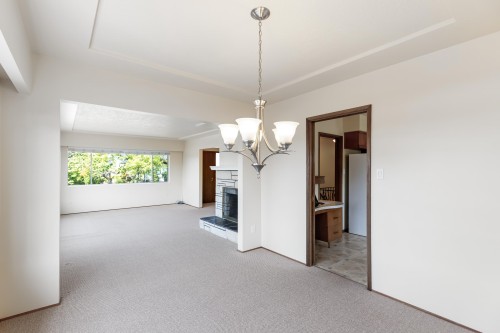 7988 Sussex Avenue, Burnaby, BC 