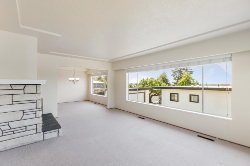 7988 Sussex Avenue, Burnaby, BC 