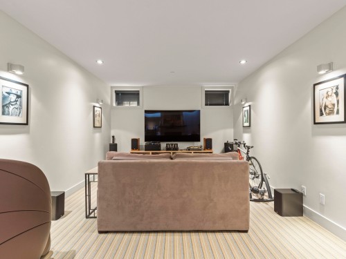 6448 Macdonald Street, Vancouver, BC 