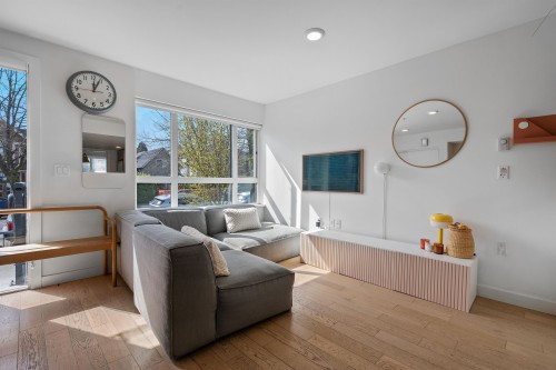 355 16Th Avenue E, Vancouver, BC 