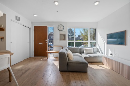 355 16Th Avenue E, Vancouver, BC 