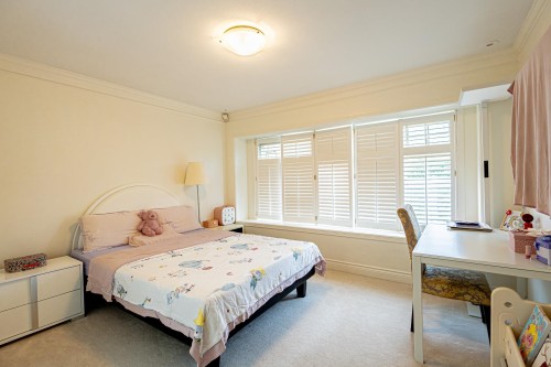 6879 Arbutus Street, Vancouver, BC 