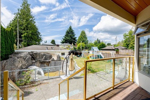 6879 Arbutus Street, Vancouver, BC 