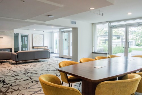 615-8699 Hazelbridge Way, Richmond, BC 