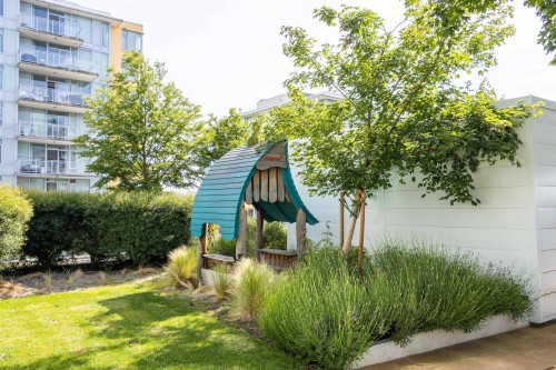 615-8699 Hazelbridge Way, Richmond, BC 