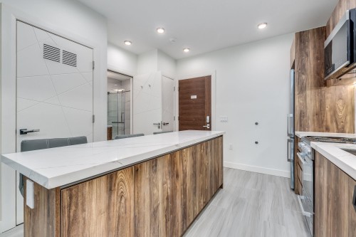 202-1168 Pendrell Street, Vancouver, BC 