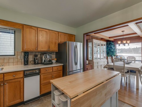 844 Alderside Road, Port Moody, BC 