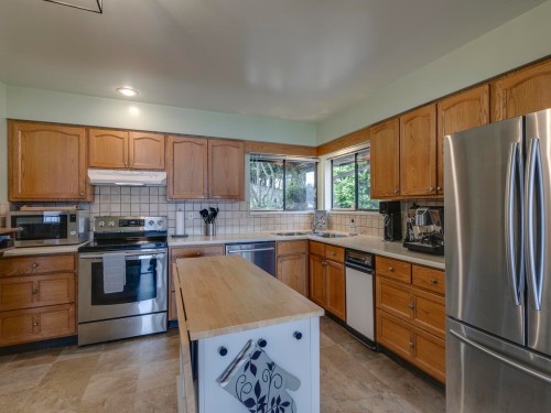 844 Alderside Road, Port Moody, BC 