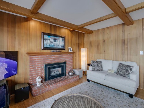 844 Alderside Road, Port Moody, BC 