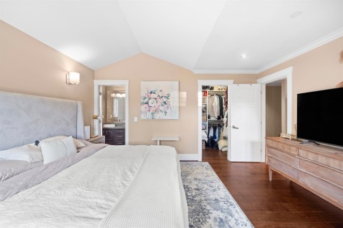 2575 7Th Avenue W, Vancouver, BC 