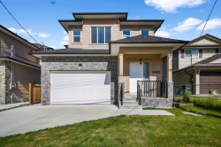 11860 Blakely Road  Pitt Meadows, BC V3Y 2G9