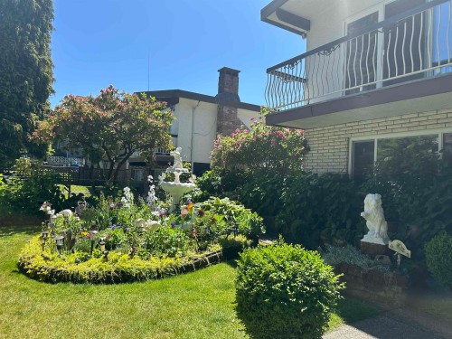 2698 Ward Street, Vancouver, BC 