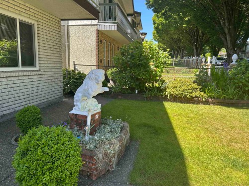 2698 Ward Street, Vancouver, BC 