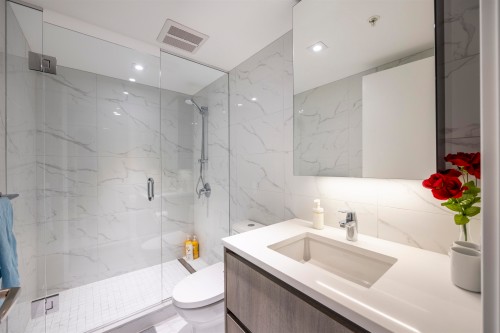 620-6328 No. 3 Road, Richmond, BC 