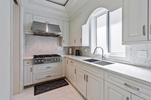 8371 Mowbray Road, Richmond, BC 