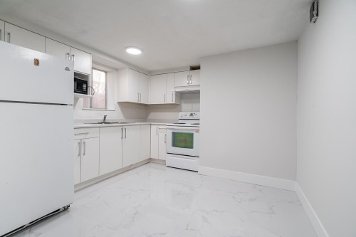 882 63Rd Avenue E, Vancouver, BC 