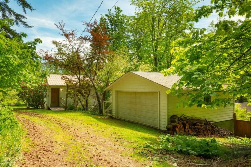 508 Collins Road  Bowen Island, BC V0N 1G1