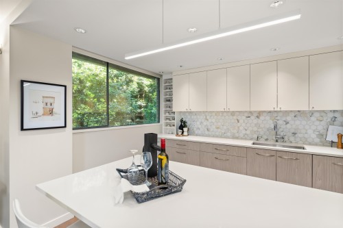 102-3905 Springtree Drive, Vancouver, BC 