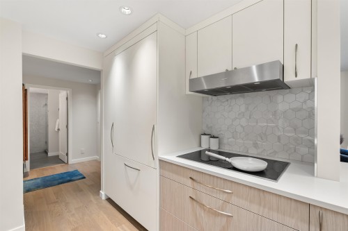 102-3905 Springtree Drive, Vancouver, BC 